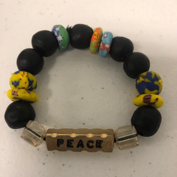 Bracelets - Picture 3 of 8